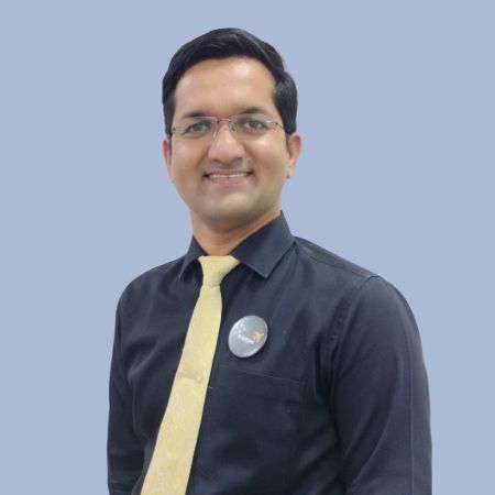 Dr. Vishwajeet Dalvi